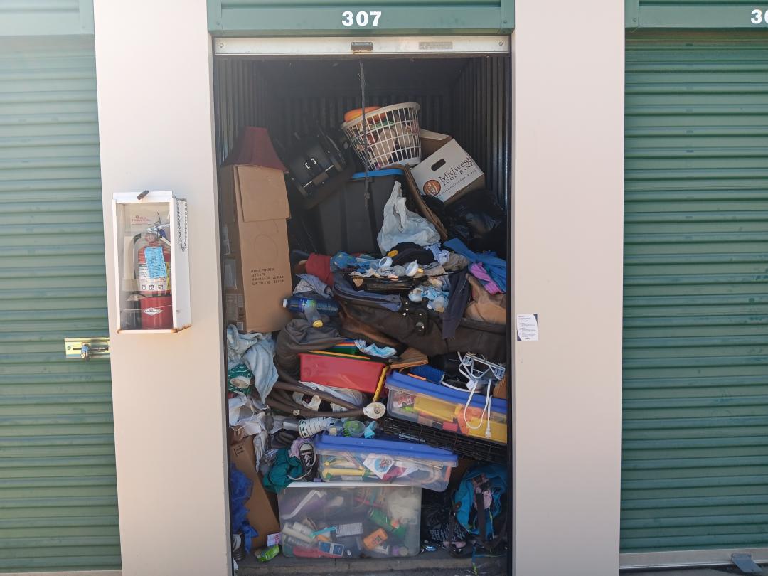 Storage Unit Auction In Yuba City Ca At Yc Ends On Th April